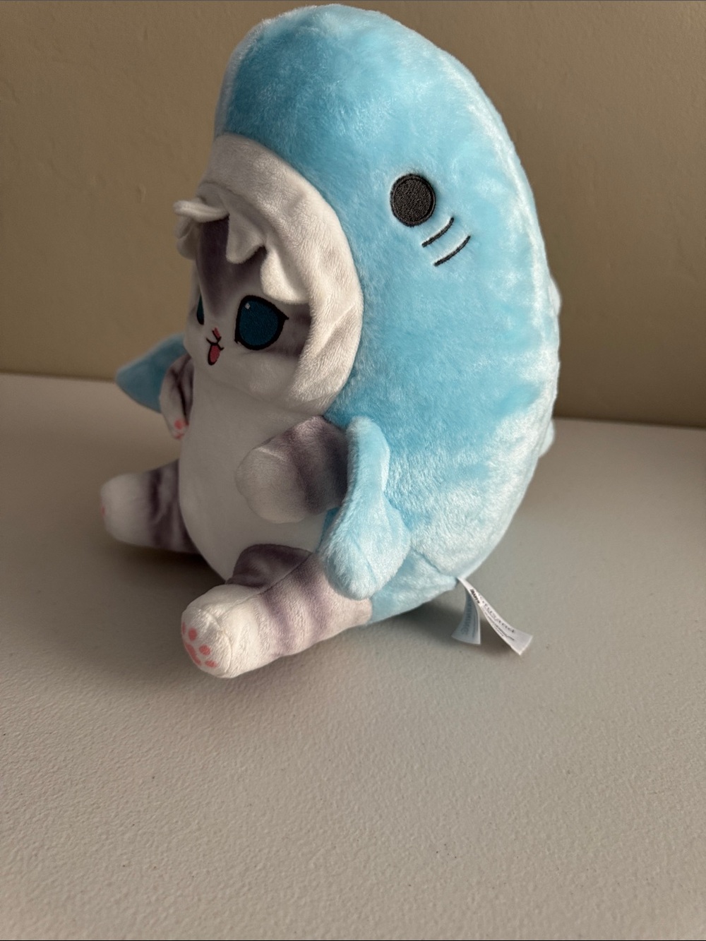 Mofusand Cat in Blue Shark Costume - Adorable Soft Pet Toy - Picture 2 of 3